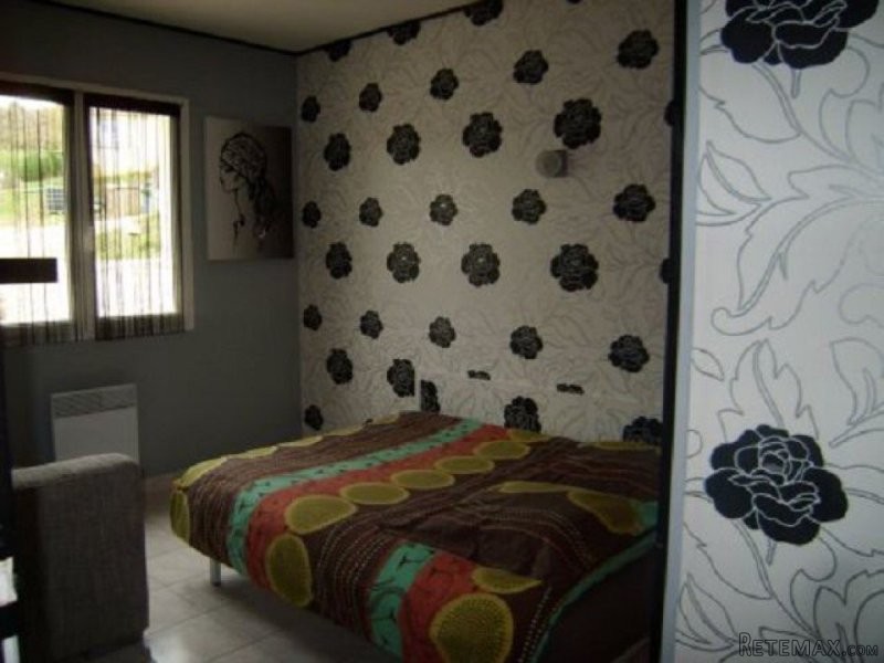 4 Bed Villa In Natural Setting - 2