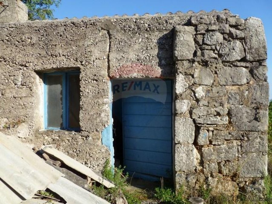 KUĆA - STARINA - 100 m2 + VELIKI TEREN - 4