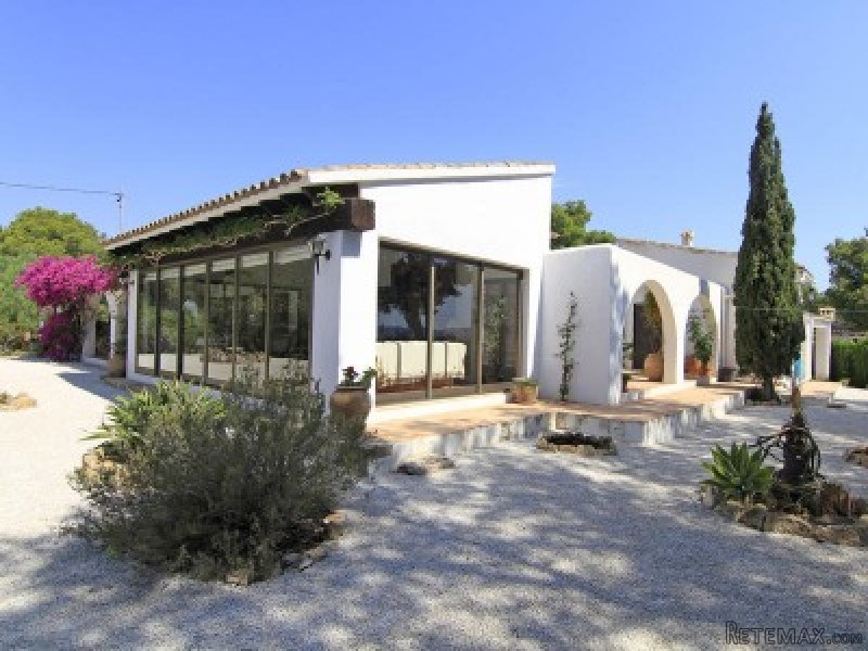 4 Bedrooms - Villa - Alicante - For Sale - 2