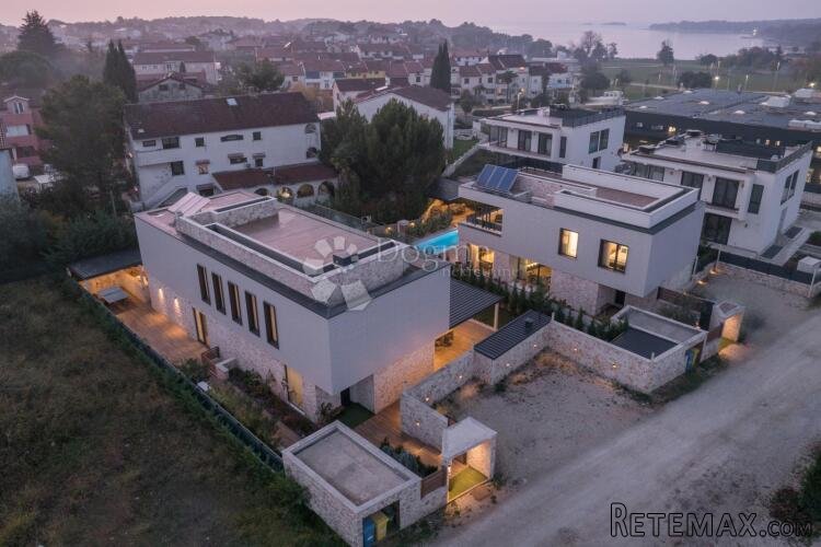 VRSAR,dvije luksuzne kuće u blizini mora - 2