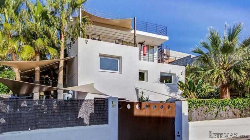 Bright and spacious villa with pool - 2