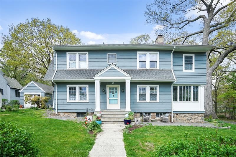 4 bedroom House For Sale: 95 Corona..