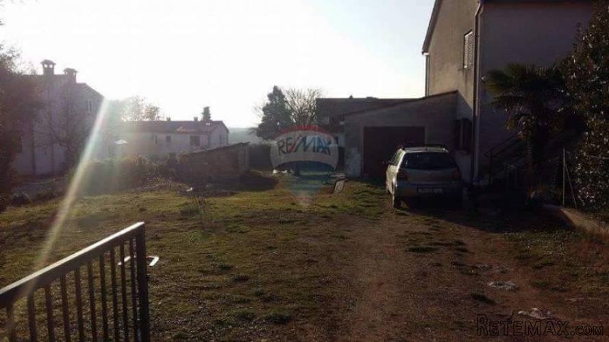 Poreč - okolica: stan u obiteljskoj kući s velikom... - 2