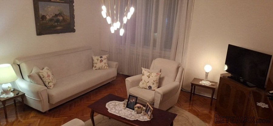 Ekskluzivno-salonski stan u Futoskoj-Novi Sad