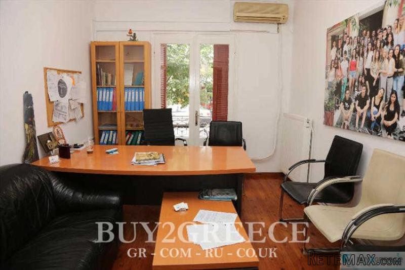 B835 - FOR SALE GROUND FLOOR FLAT OF..