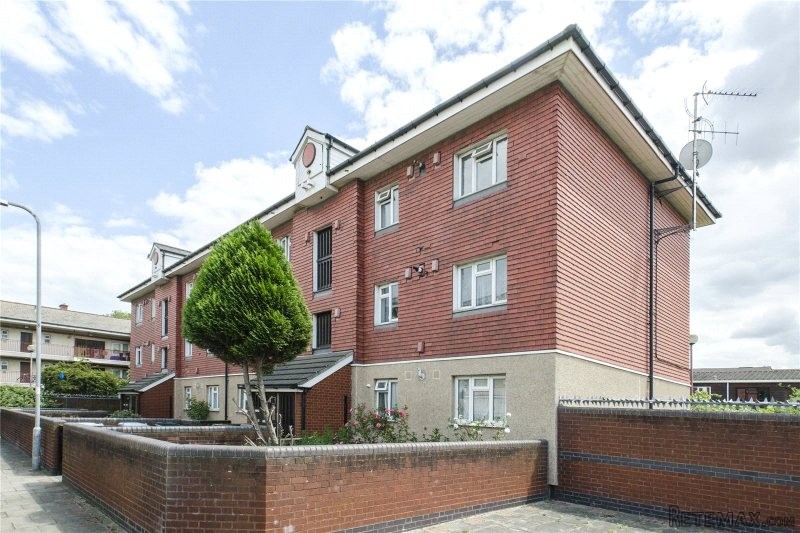 Property - London - For Sale - 2