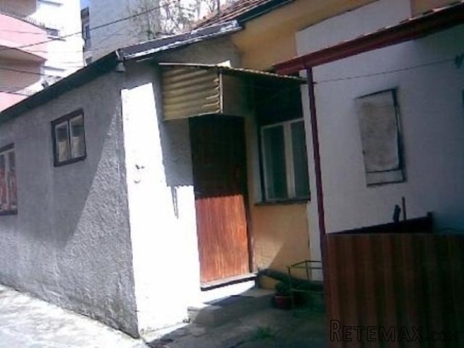 Podaje se kuca Beograd-Zvezdara - 2