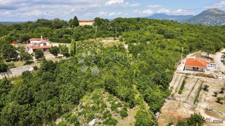 GRAĐEVINSKO ZEMLJIŠTE 3 KM OD CENTRA GRADA - 3