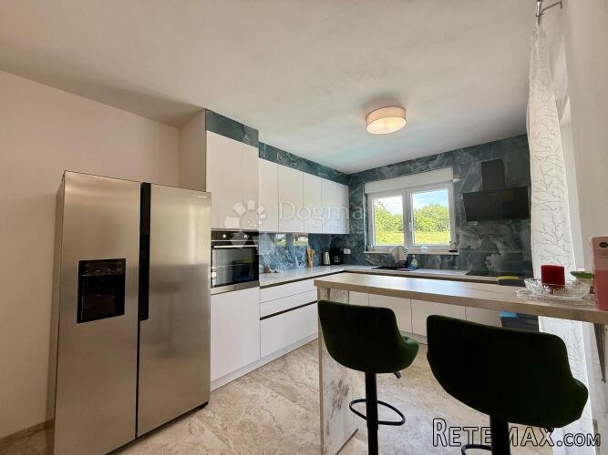 Moderna dvojna vila u Loborici – blizina Pule - 3