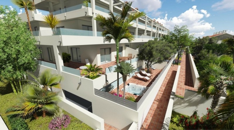Two Bedroom Ground Floor Apartment 1..