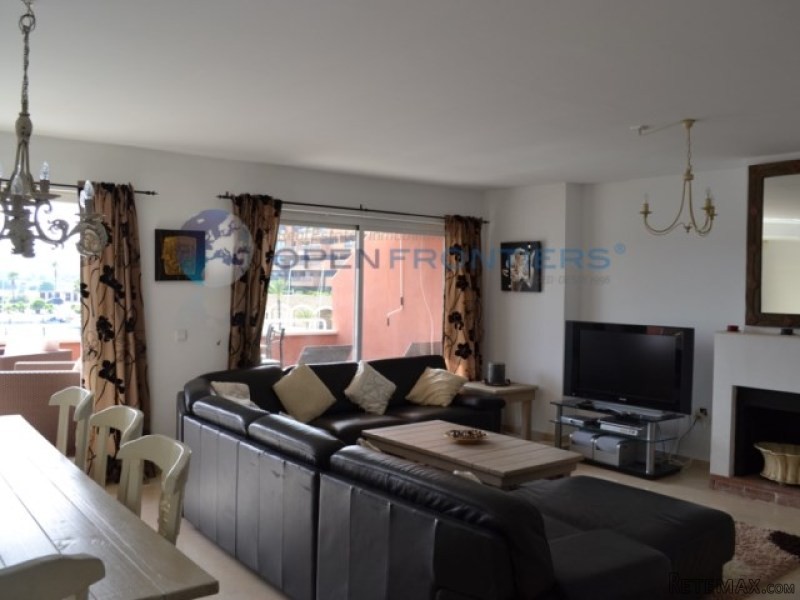 Sotogrande : Duplex Top Floor Apartment..