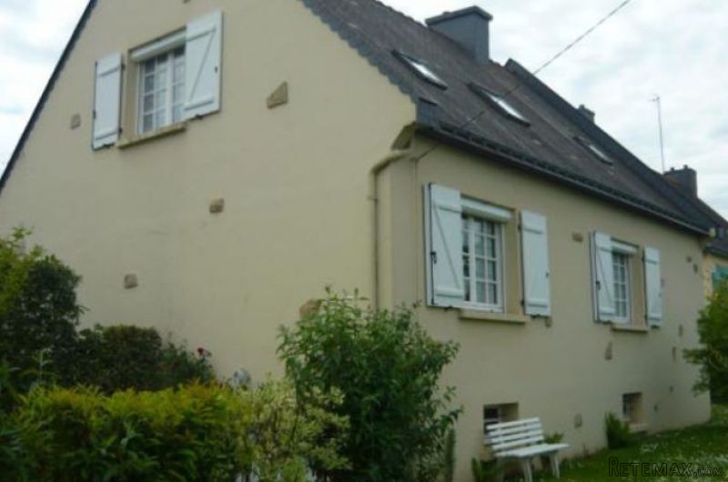 Detached House in Market Town