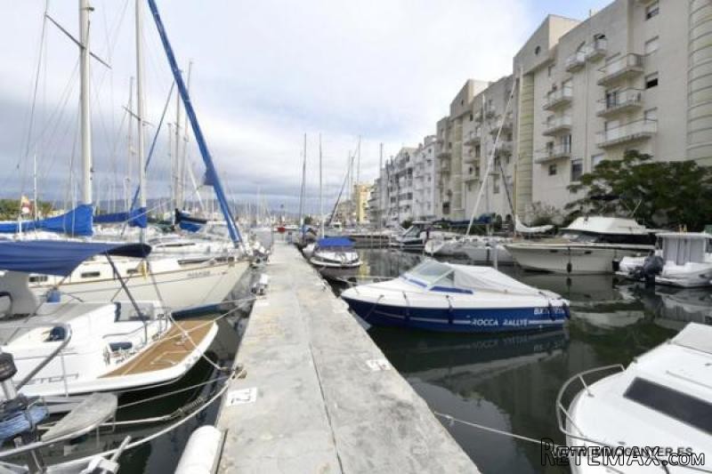 EMPURIABRAVA: Dock of 7,5 m. x 2,5 m.. - 2