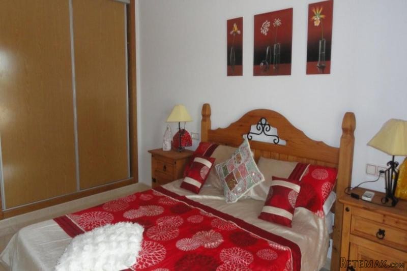 Spacious 3 beds Apartment with roof top.. - 2