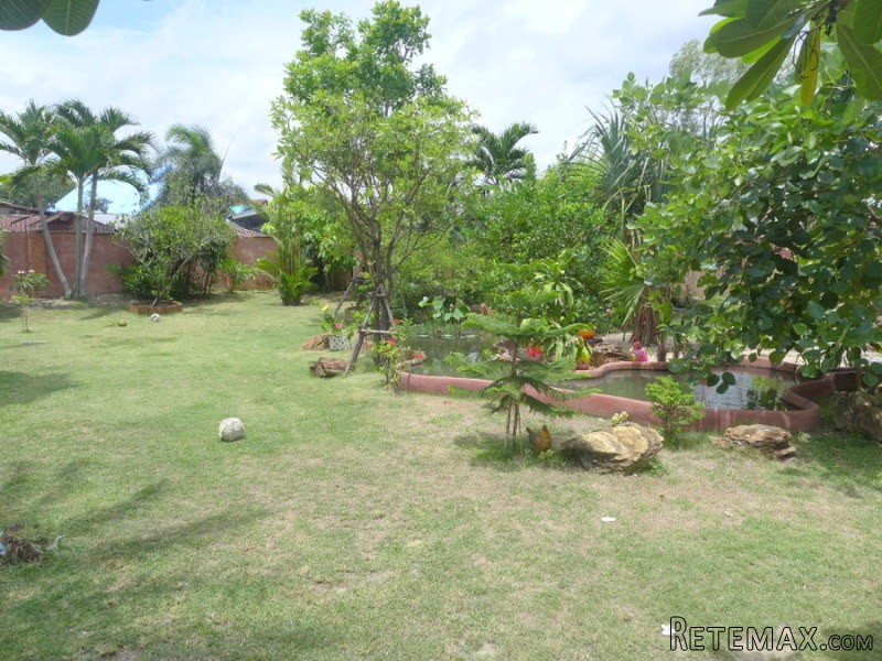 5 bedroom pool-estate in Bangsarae.. - 2