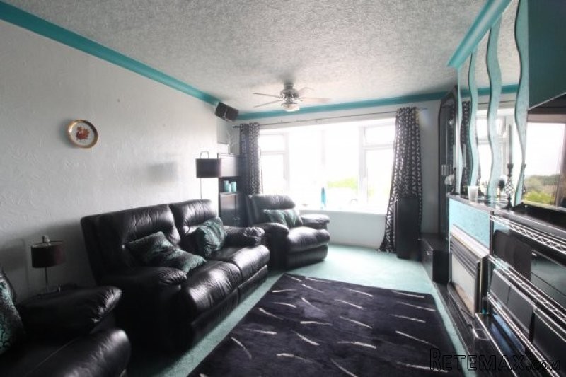 2 bedroom, Bungalow house for sale - 2