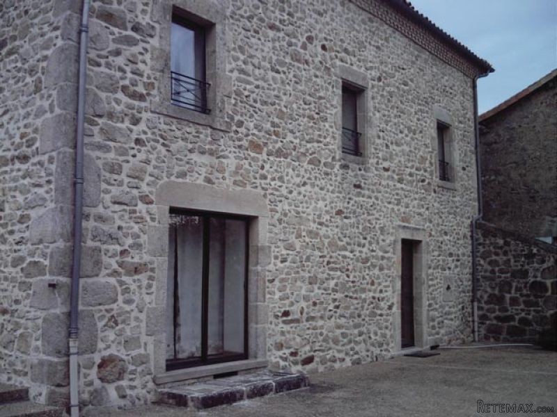 Spacious Well Renovated Stone House.. - 2