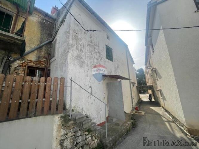 Otok Krk,Malinska okolica - stara autohtona kuća s dvije spa - 3