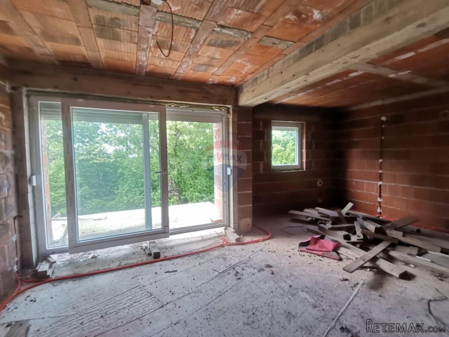 OTOK KRK,DOBRINJ-kuća sa tri apartmana i građevinskim tereno - 5