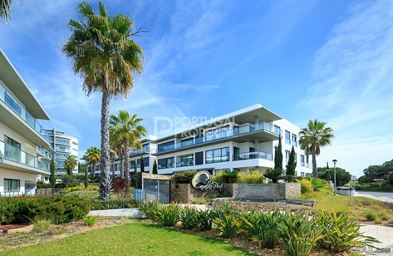 BeachFront Luxury Apartment