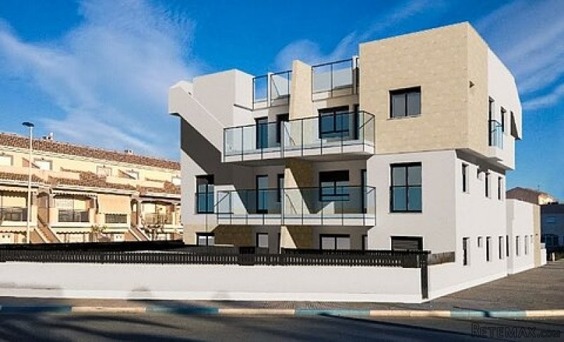 Brand new 3 bed Apartments 300 metres..