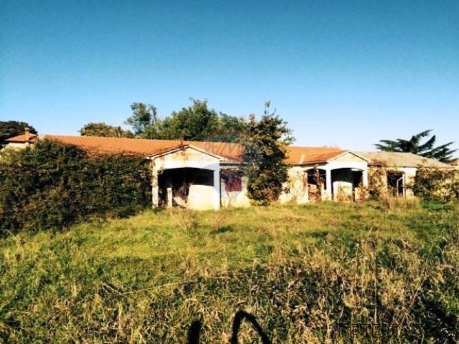 Građevinsko zemljište s postojećim objektom - 2