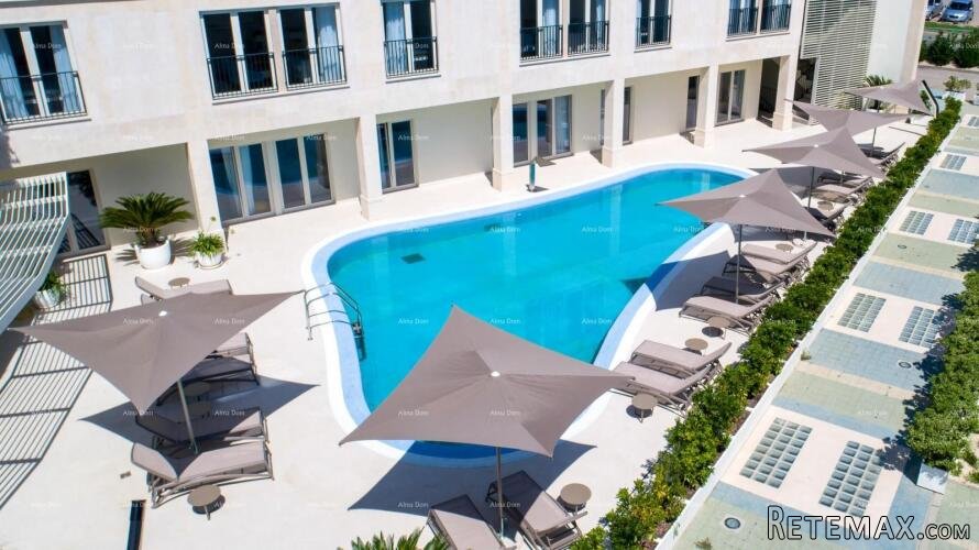 UMAG – PRVI RED DO MORA! LUKSUZAN STAN, 59 m2