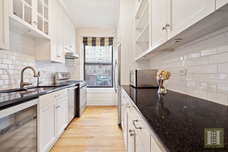 2 bedroom Apartment For Sale: 324 WEST.. - 2