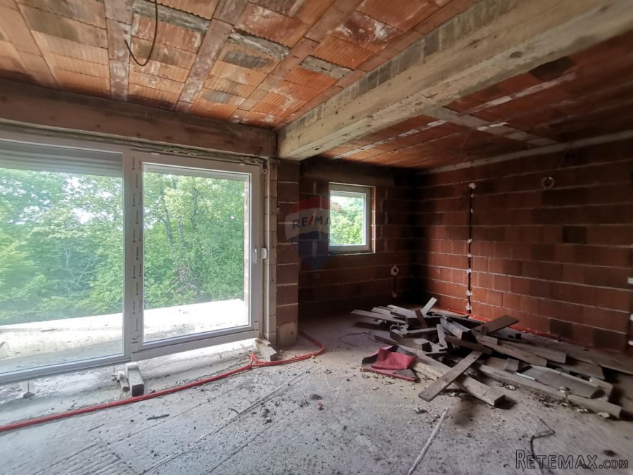 OTOK KRK,DOBRINJ-kuća sa tri apartmana i građevinskim tereno - 10