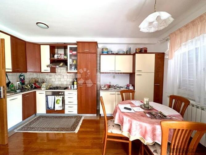 Ičići, stan s garažom na 200m od mora - 2