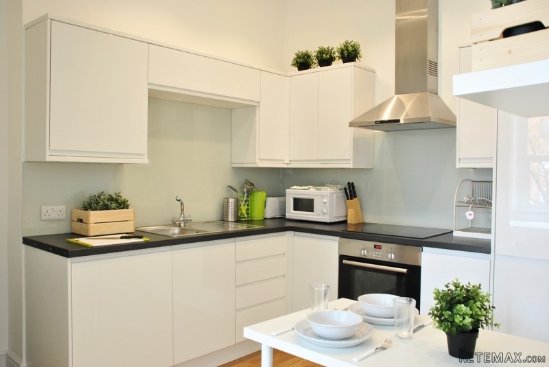 Single with double bed near West.. - 2