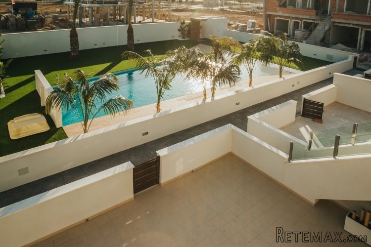 Los bungalow están ubicados en un complejo residencial en.. - 4