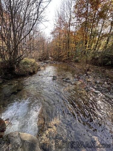 PRODAJE SE POLJOPRIVREDNO ZEMLJIŠTE 3000 m2 PODNO VELEBITA