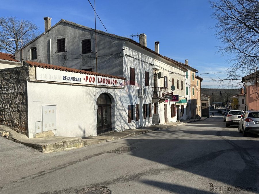 ISTRA, ŽMINJ - Restoran u starom gradu - 2