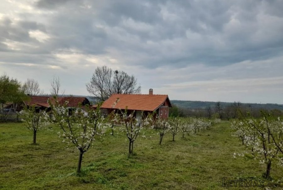 Vikendica na prodaju Sume-Topola - 2