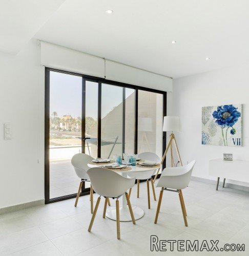 Los bungalow están ubicados en un complejo residencial en.. - 3