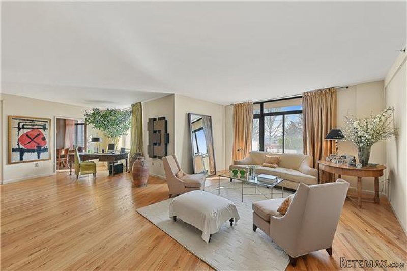 4 Bedrooms - Condo - New York State -..
