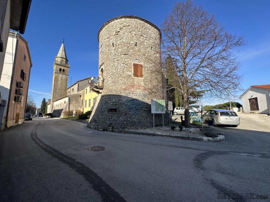 ISTRA, ŽMINJ - Restoran u starom gradu - 4