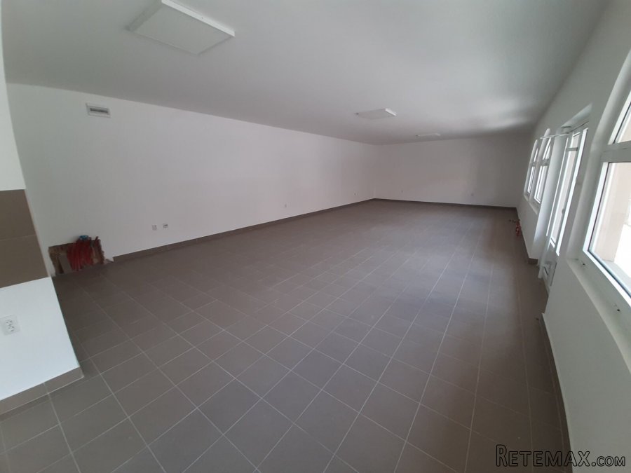 Izdajem lokal u Lestanima - 5