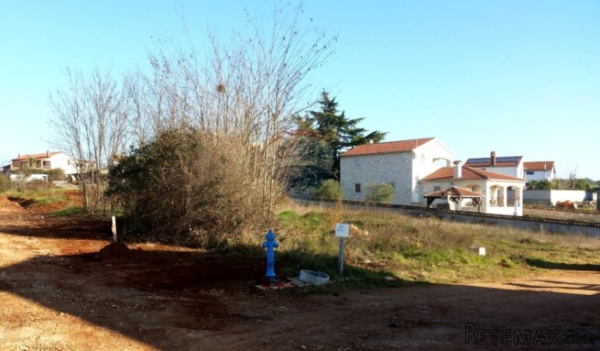 Građevinsko zemljište u blizini Poreča - 4