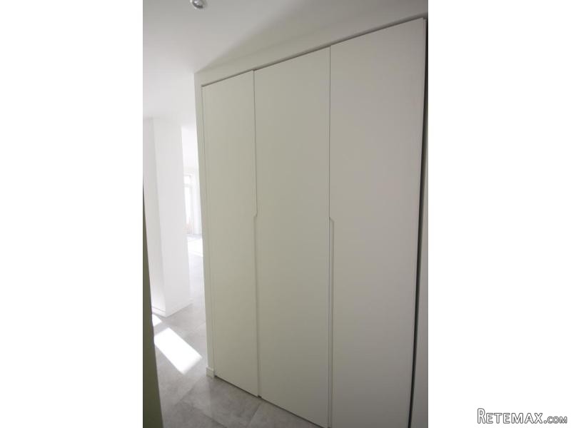 Newly Renovated 2 Bed Apartment With.. - 2