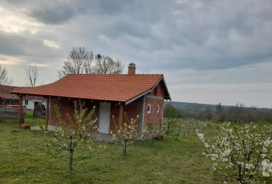 Vikendica na prodaju Sume-Topola - 9