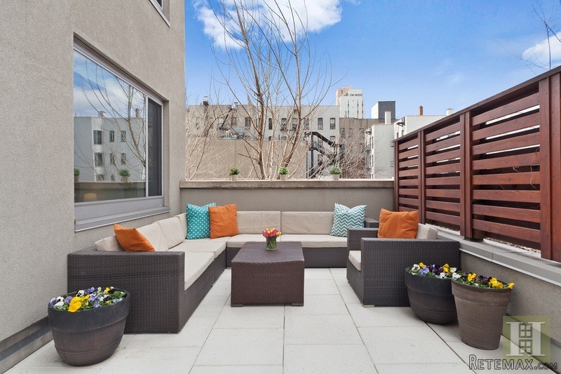 2 bedroom Apartment For Sale: 40 WEST..