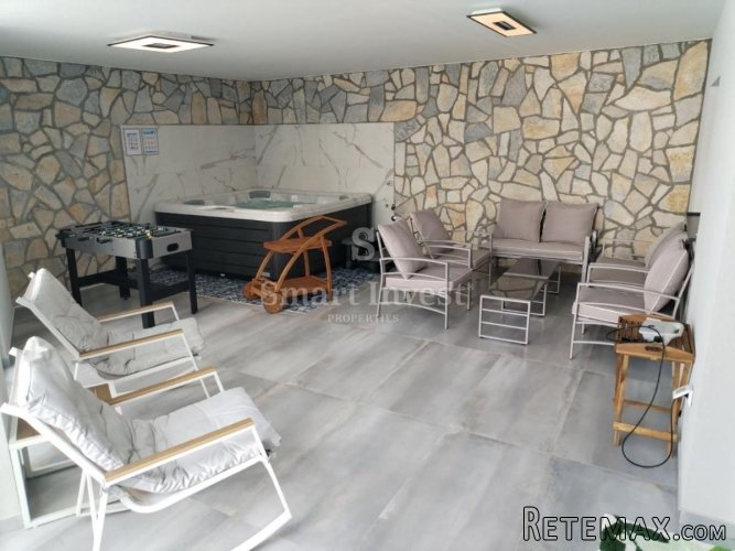 MATULJI - KUĆELI, stan 3S+DB s bazenon i okućnicom, n.. - 2