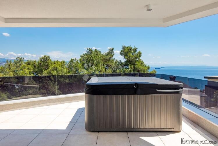 OPATIJA, centar, PENTHOUSE, 261 m2 - 2