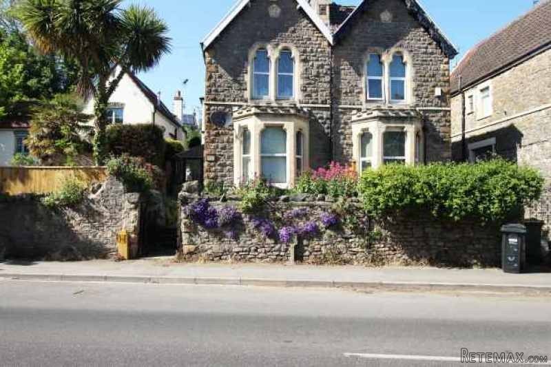 2 bedroom, Semi-detached House house..