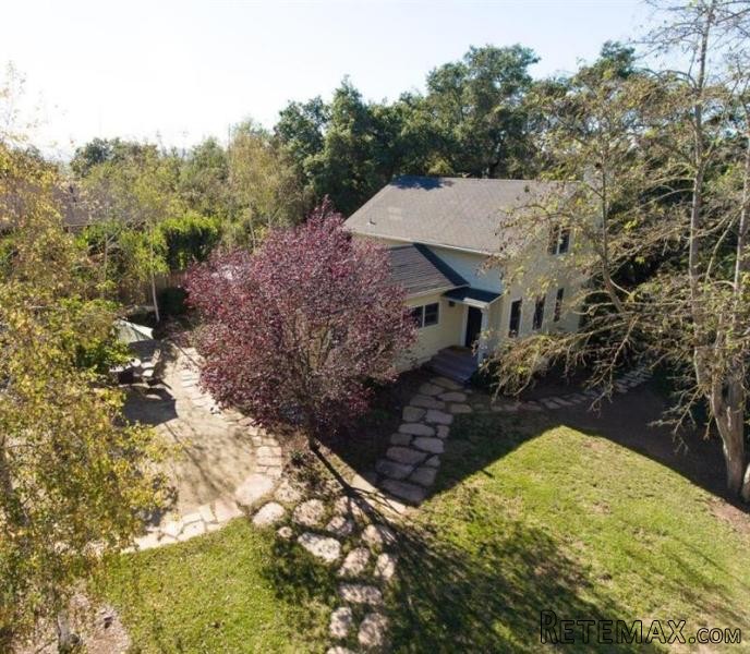 3 bedroom House For Sale: 2540 Baseline.. - 2