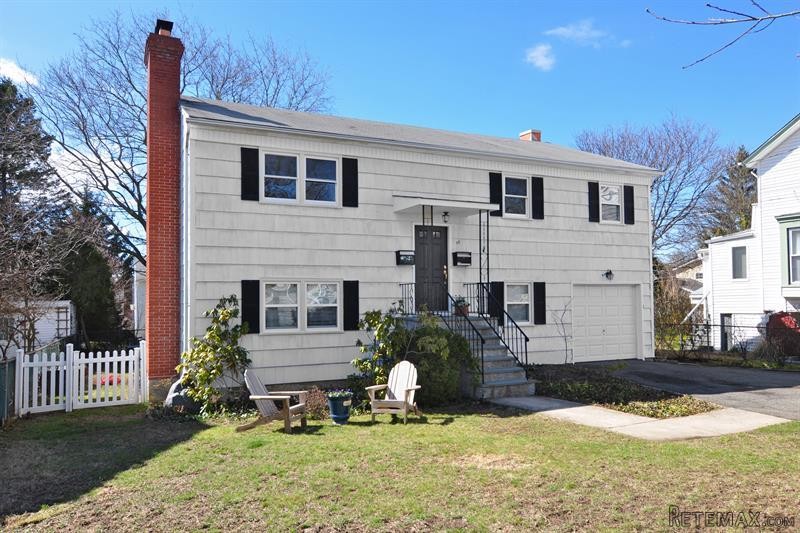 5 bedroom Flat For Sale: 22 S Dutcher..