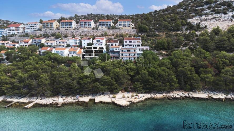 DRAGE PAKOŠTANE LUXURY APARTMENT FIRST LINE TO THE SEA - A2 - 10
