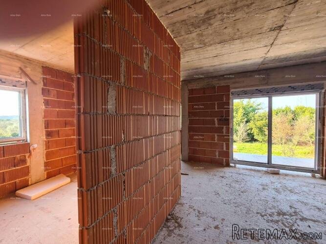 Prodaje se stan 56 m² – Pula